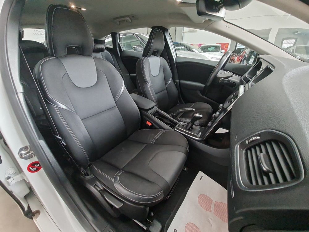 Volvo V40 usata a Modena (14)