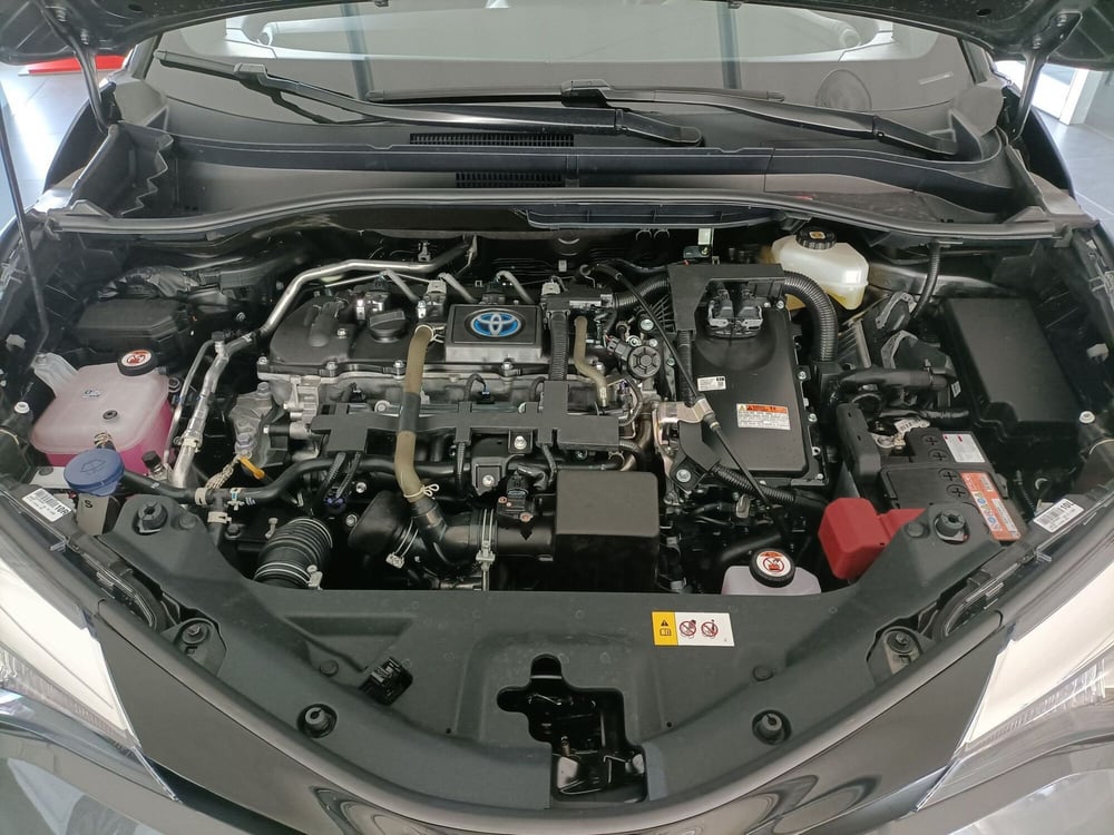 Toyota Toyota C-HR usata a Modena (13)