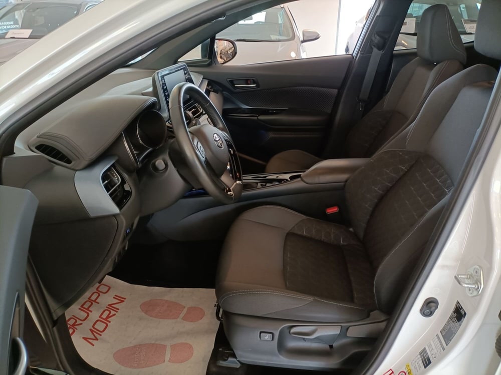 Toyota Toyota C-HR usata a Modena (9)