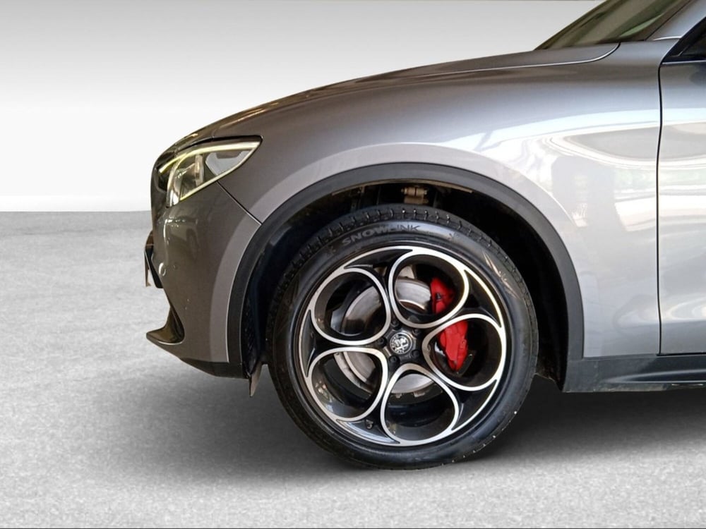 Alfa Romeo Stelvio usata a Firenze (4)