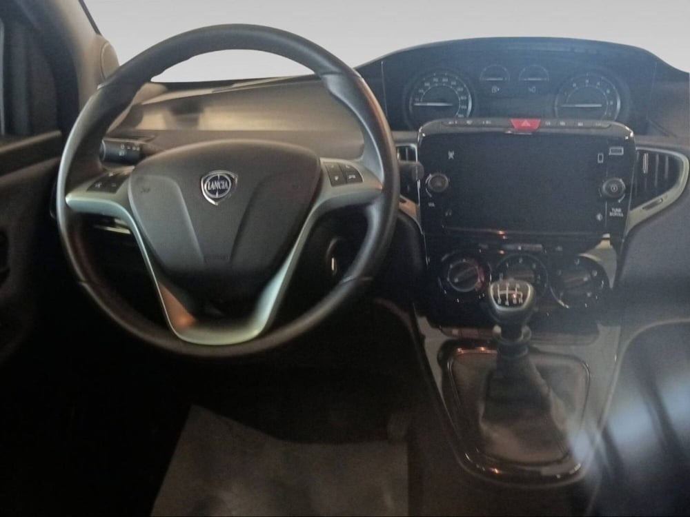 Lancia Ypsilon usata a Siena (10)