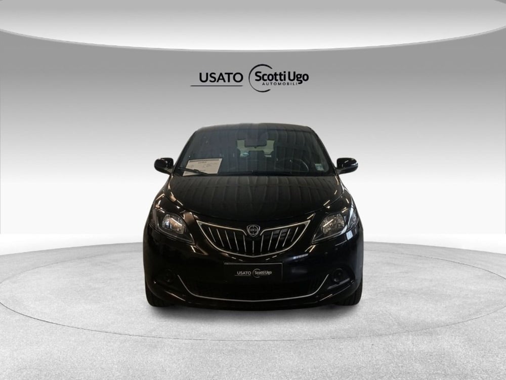 Lancia Ypsilon usata a Siena (2)