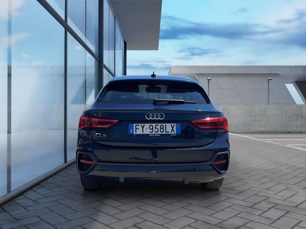 Audi Q3 Sportback usata a Cosenza (5)