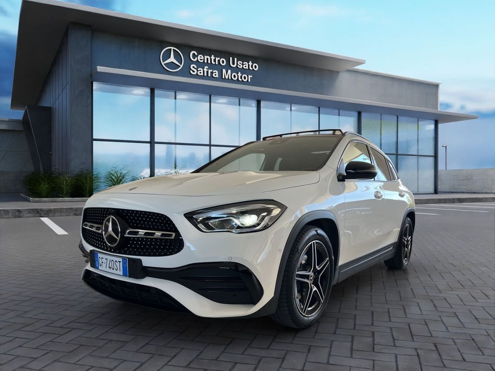 Mercedes-Benz GLA SUV usata a Cosenza