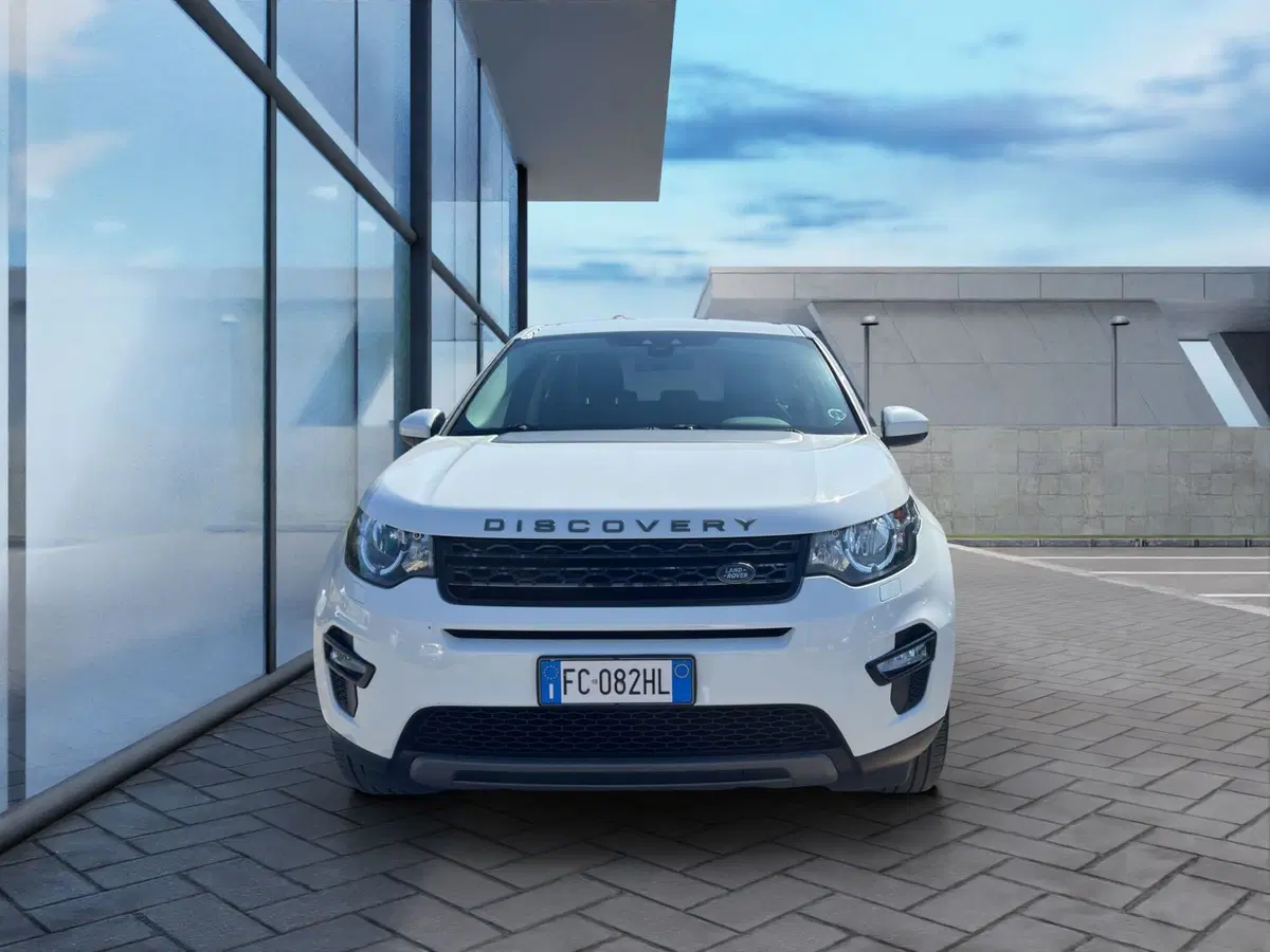 Land Rover Discovery Sport usata a Cosenza