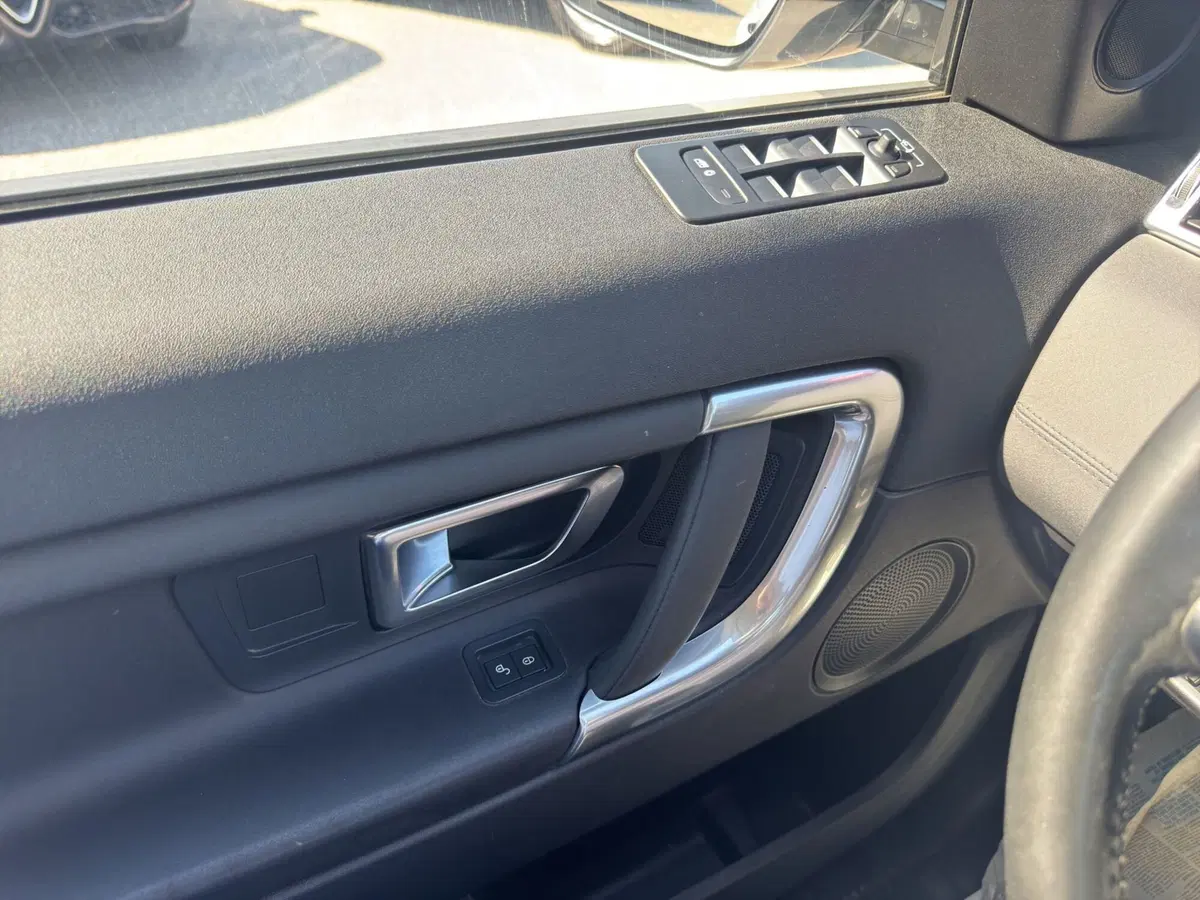 Land Rover Discovery Sport usata a Cosenza (12)