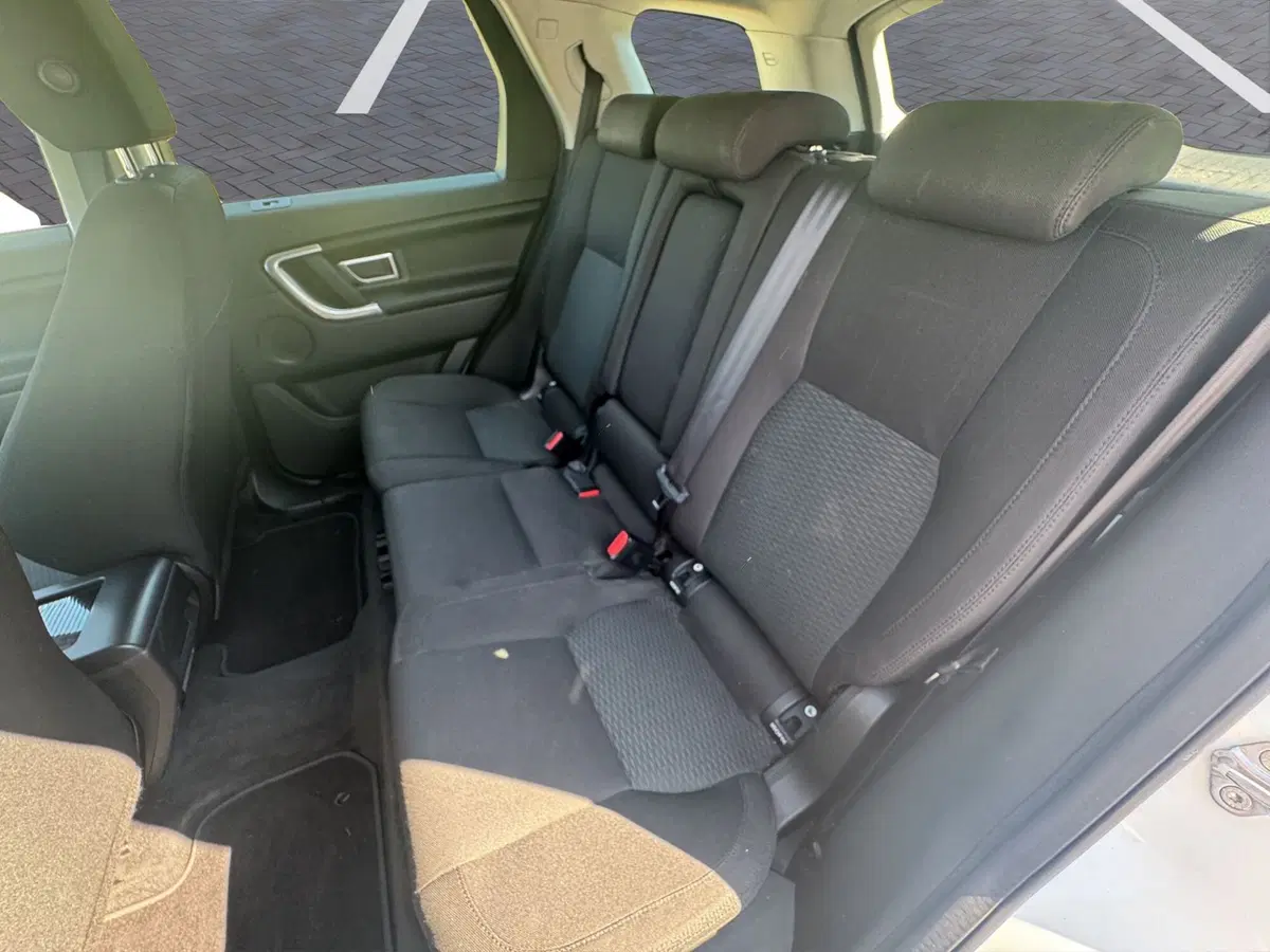 Land Rover Discovery Sport usata a Cosenza (13)