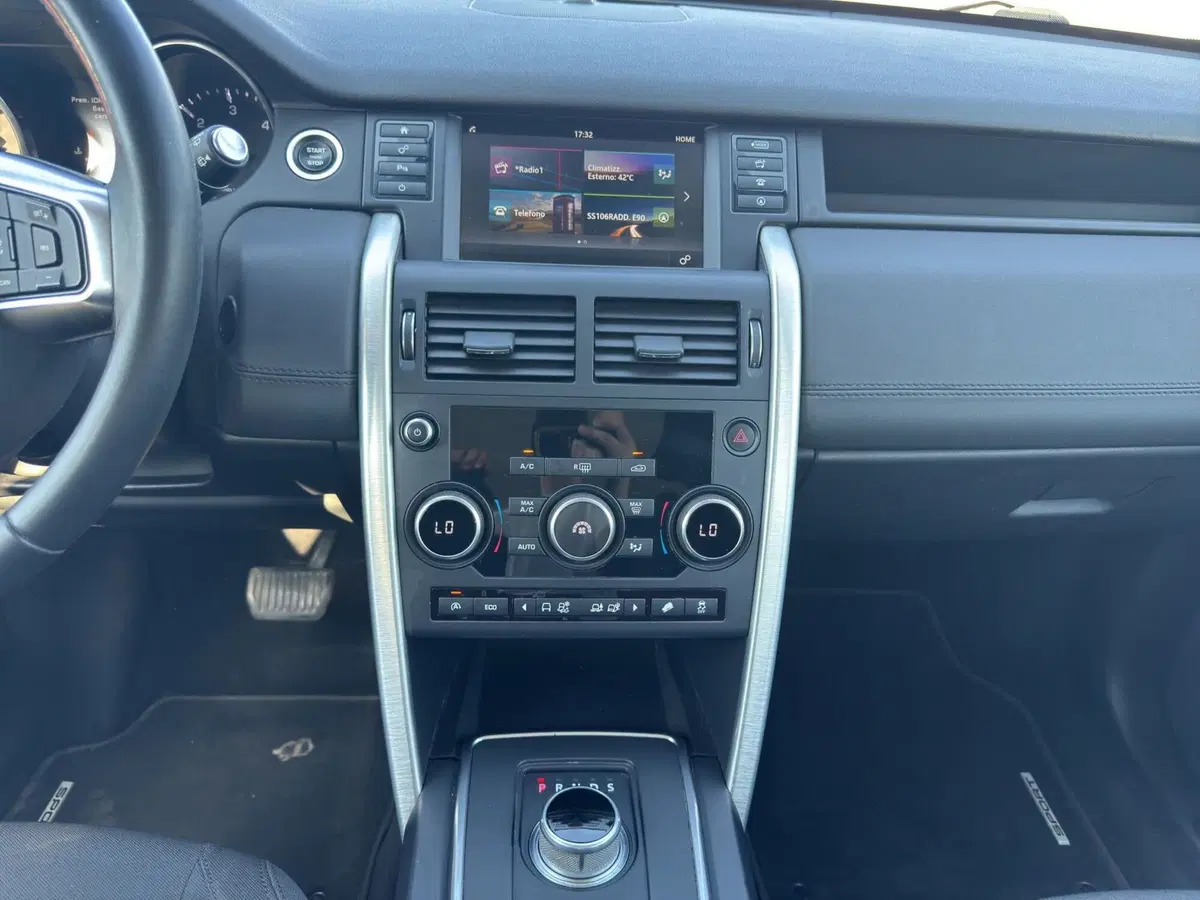 Land Rover Discovery Sport usata a Cosenza (17)