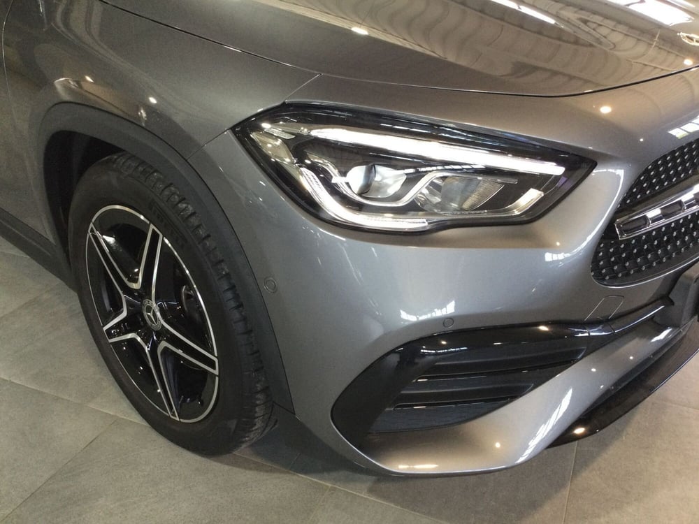Mercedes-Benz GLA SUV usata a Caserta (9)