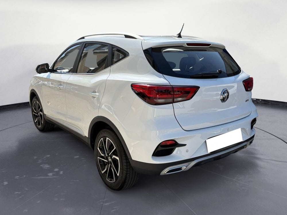 Mg ZS (2021-->) usata a Rimini (2)