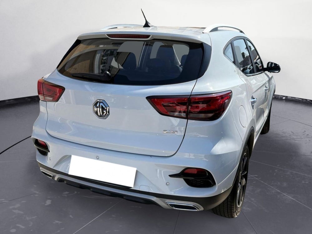 Mg ZS (2021-->) usata a Rimini (3)