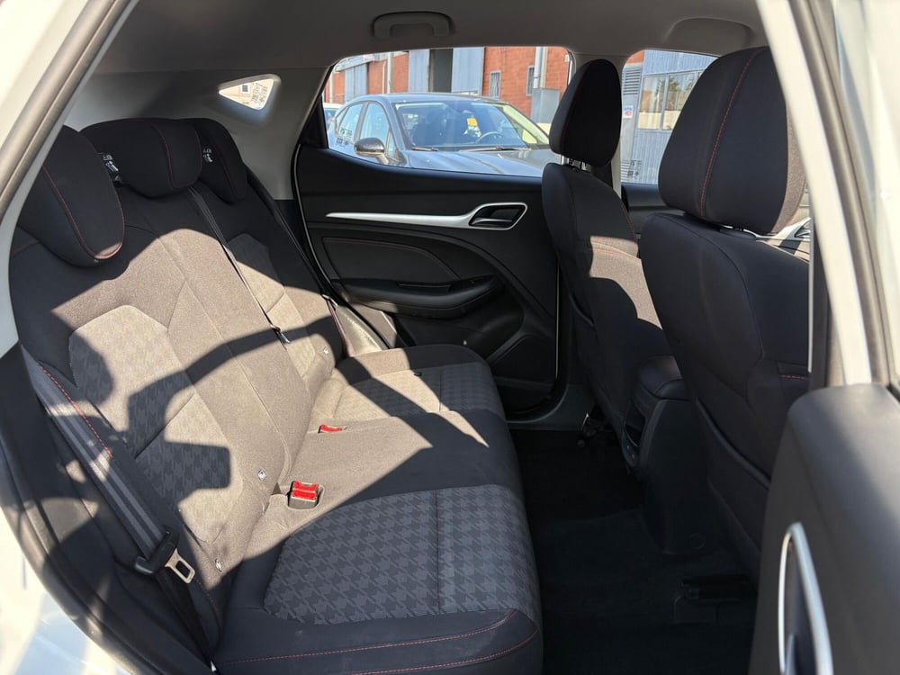 Mg ZS usata a Rimini (7)