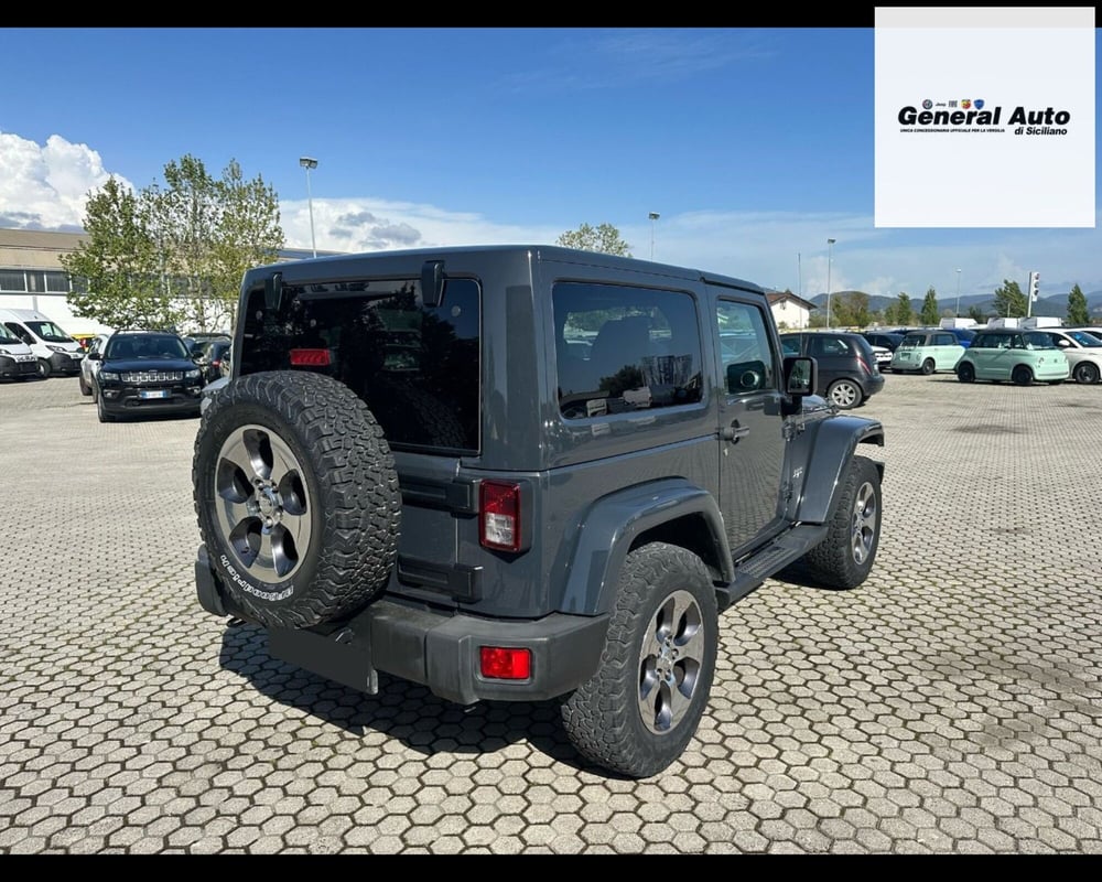 Jeep Wrangler usata a Lucca (7)