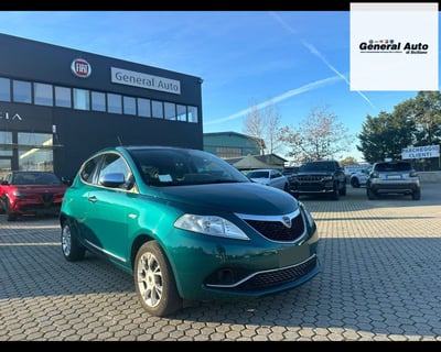 Lancia Ypsilon 1.2 69 CV 5 porte Mya del 2018 usata a Massarosa