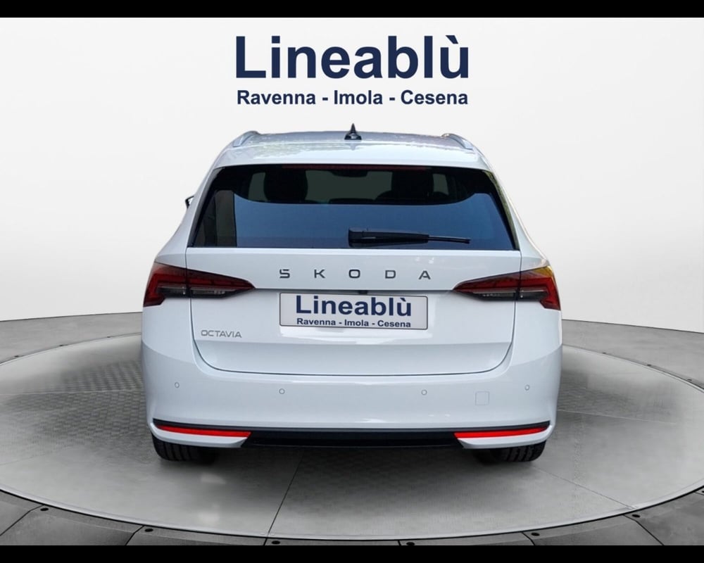 Skoda Octavia Station Wagon nuova a Forlì-Cesena (5)