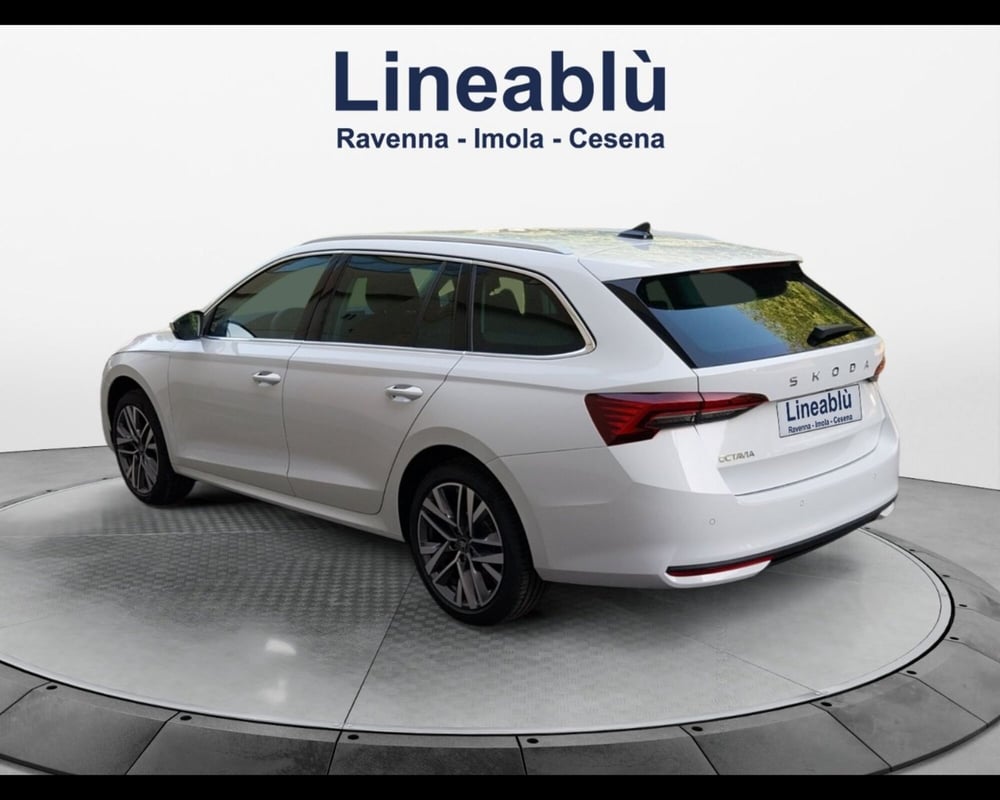Skoda Octavia Station Wagon nuova a Forlì-Cesena (6)