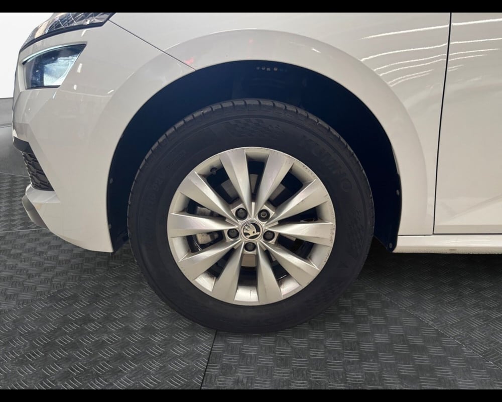 Skoda Kamiq usata a Ravenna (14)