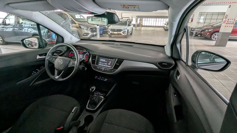 Opel Crossland X usata a Milano (11)