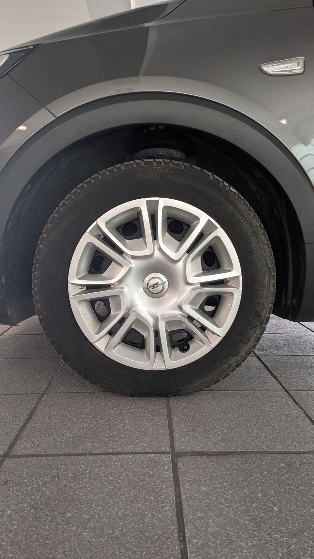 Opel Crossland X usata a Milano (12)