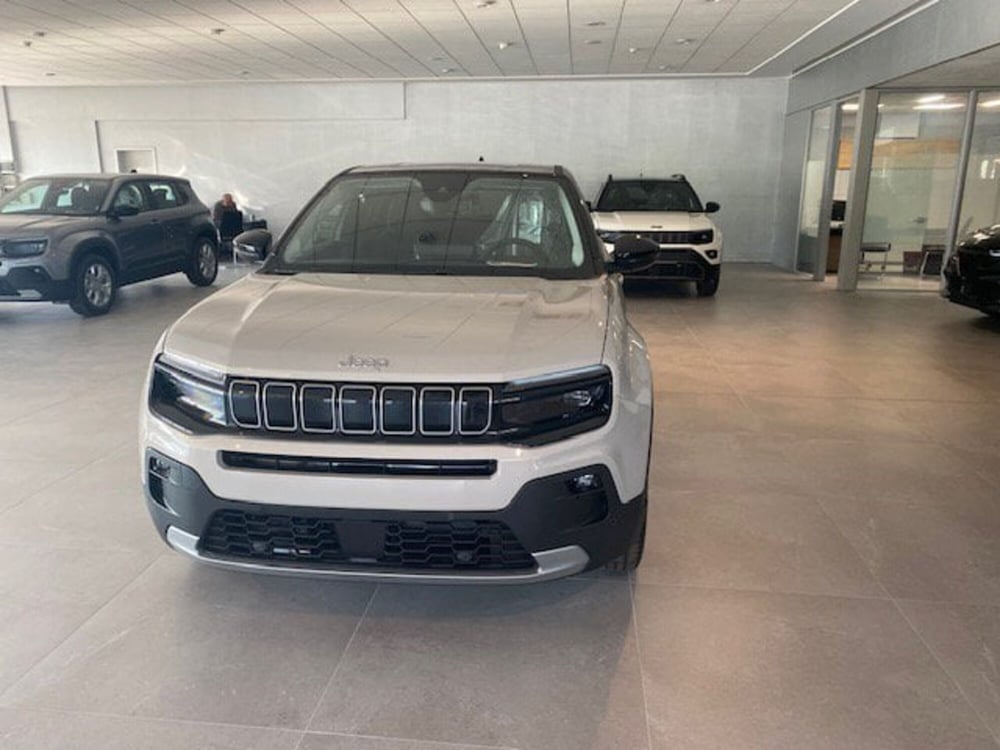 Jeep Avenger nuova a Benevento (5)