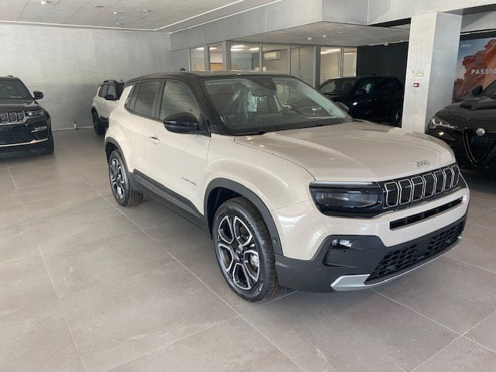 Jeep Avenger nuova a Benevento (7)