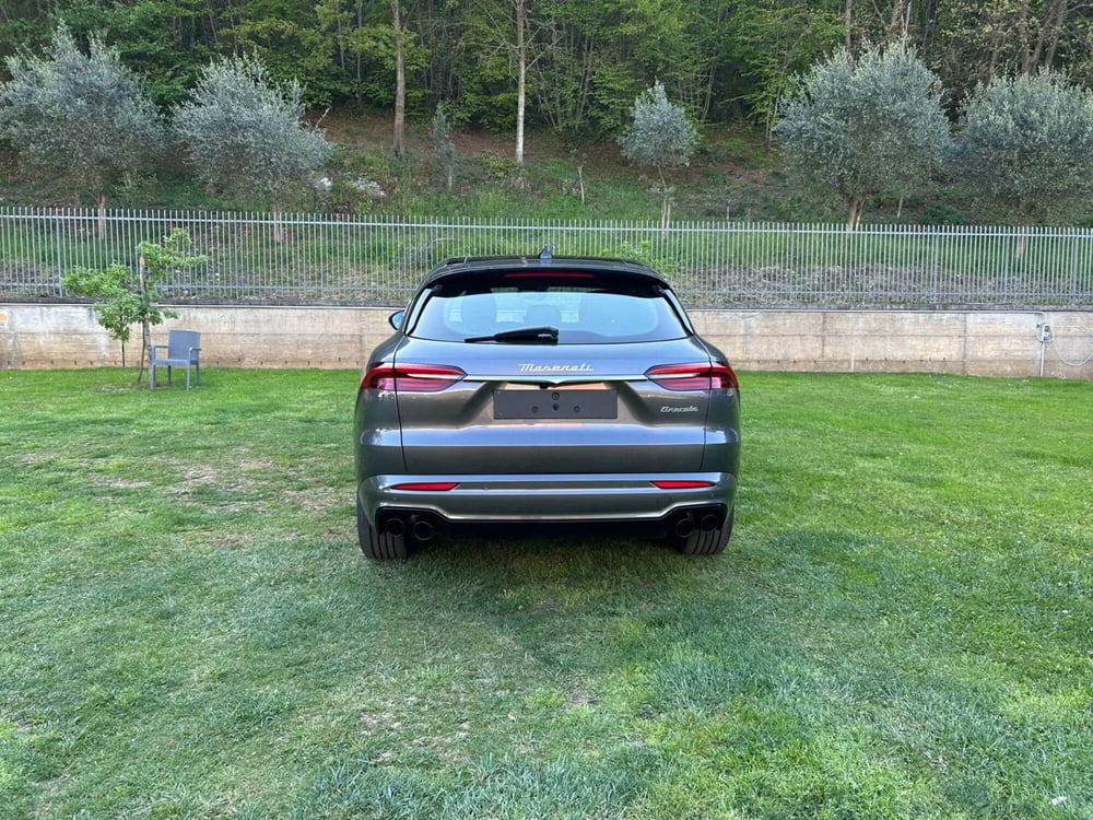 Maserati Grecale nuova a Salerno (11)