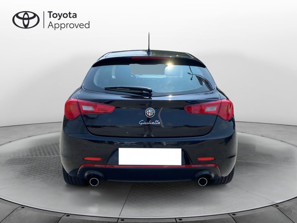 Alfa Romeo Giulietta usata a Vicenza (9)