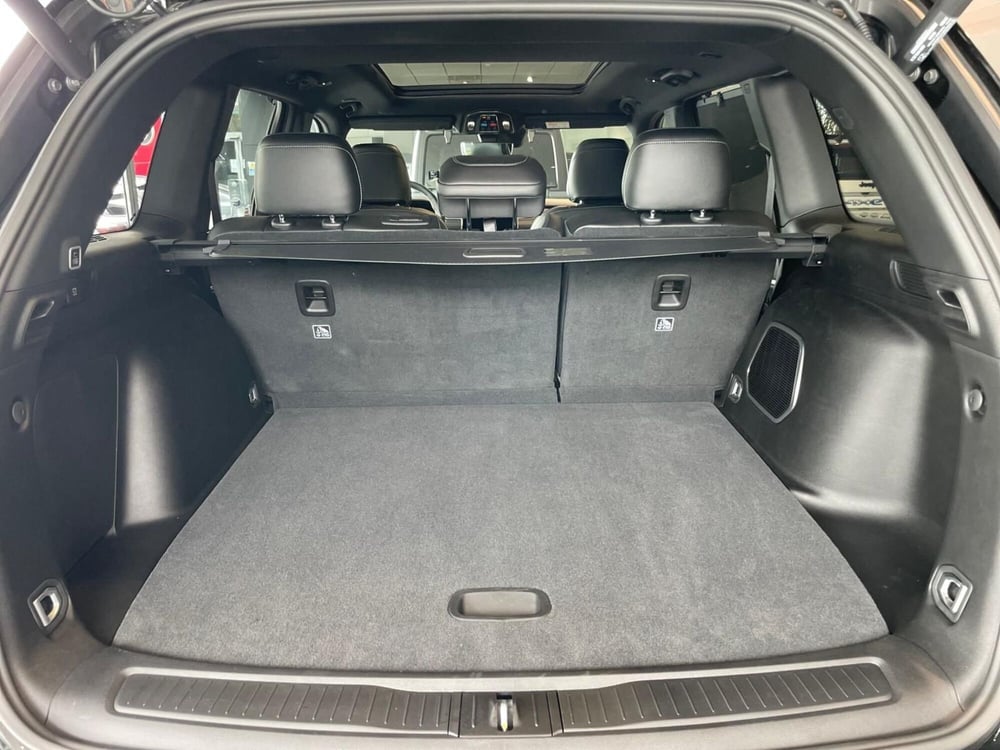 Jeep Grand Cherokee nuova a Ancona (18)