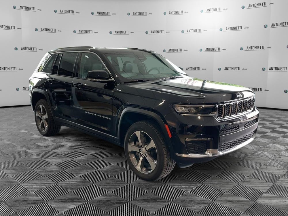 Jeep Grand Cherokee nuova a Ancona (2)