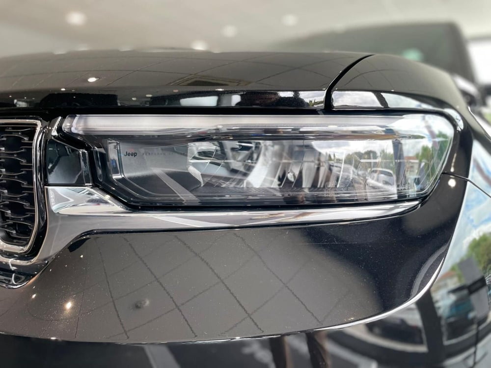 Jeep Grand Cherokee nuova a Ancona (7)