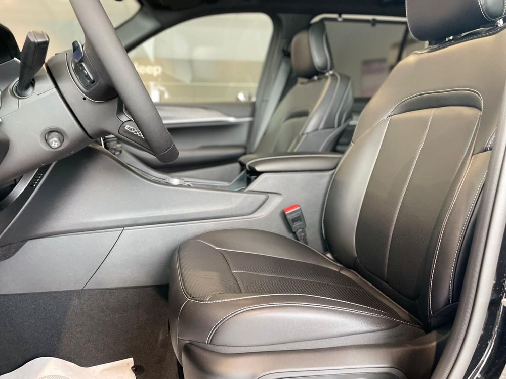 Jeep Grand Cherokee nuova a Ancona (8)