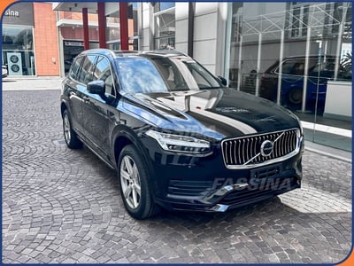 Volvo XC90 B5 AWD automatico 7 posti Core nuova a Milano