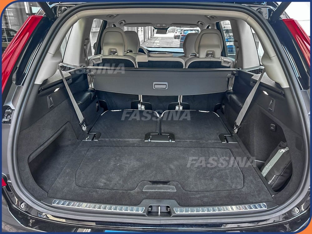 Volvo XC90 nuova a Milano (12)
