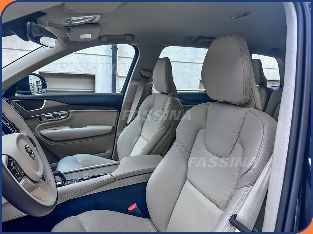 Volvo XC90 nuova a Milano (8)