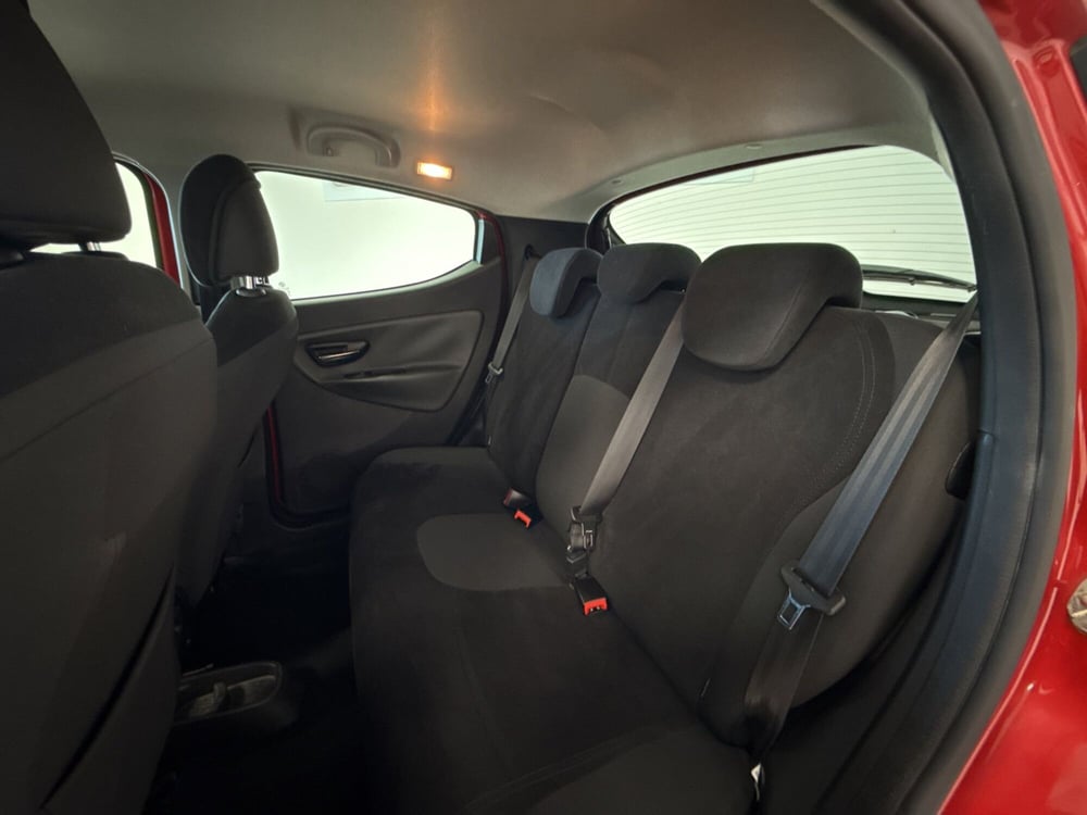 Lancia Ypsilon usata a Palermo (6)