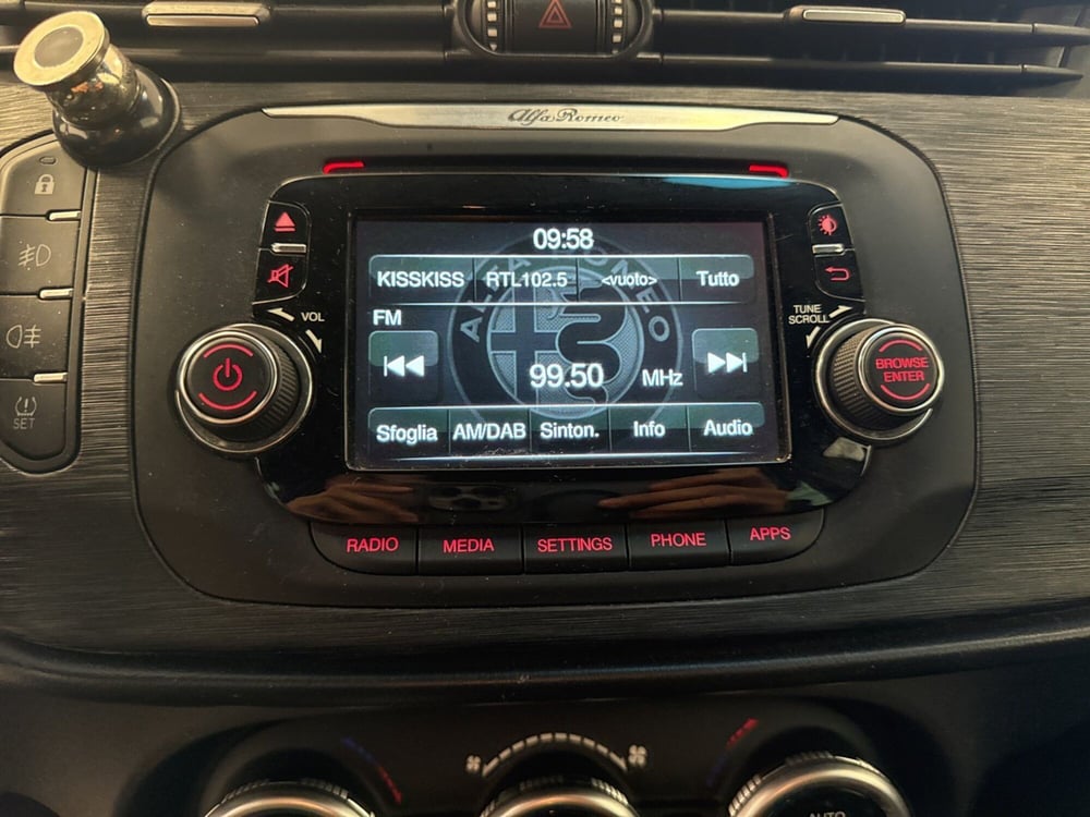 Alfa Romeo Giulietta usata a Palermo (9)