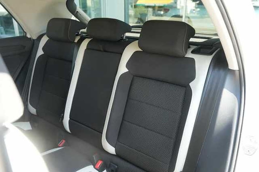 Volkswagen T-Roc usata a Rovigo (14)