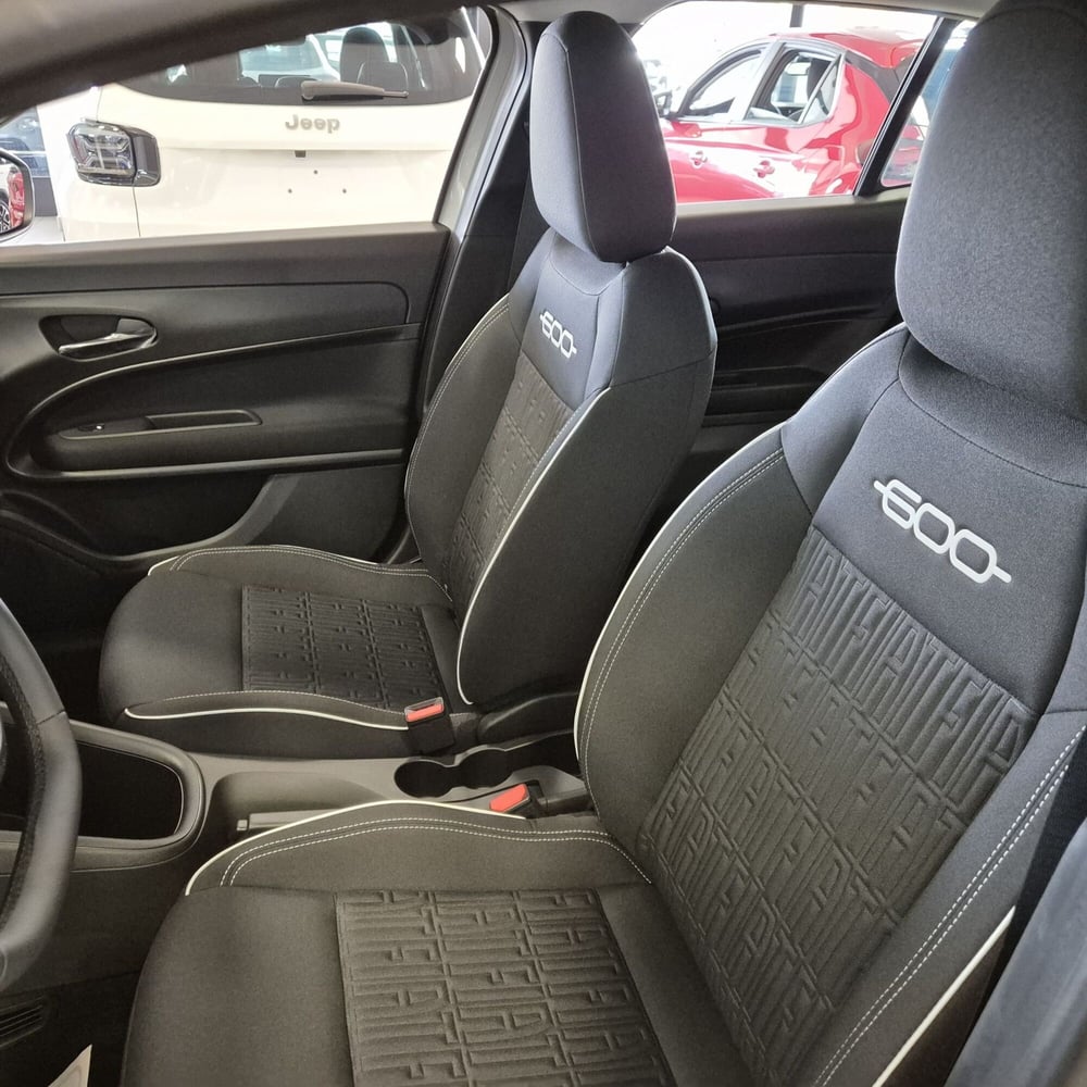 Fiat 600 nuova a Torino (12)