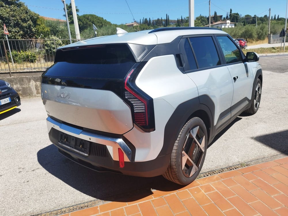 Kia EV3 nuova a Arezzo (5)