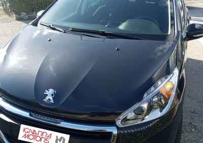 Peugeot 208 75 5 porte Active del 2018 usata a Latina