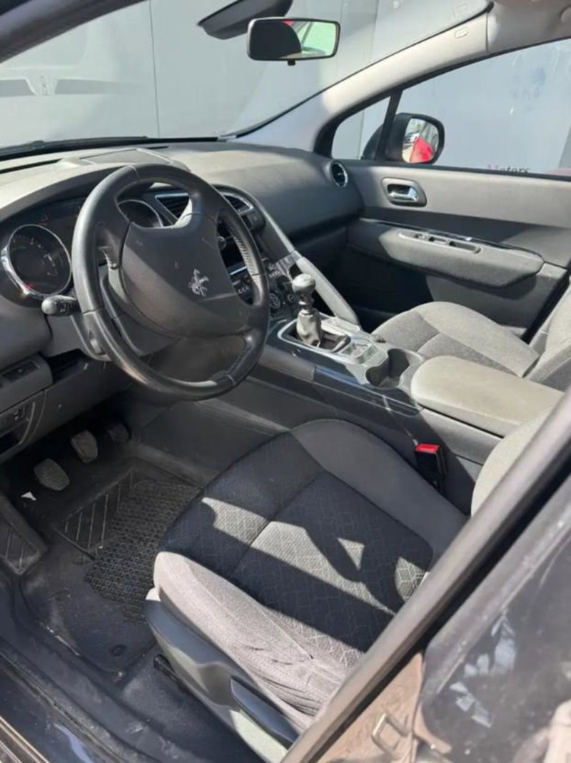 Peugeot 3008 usata a Latina (3)