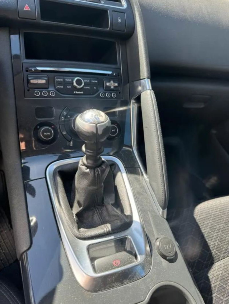 Peugeot 3008 usata a Latina (6)