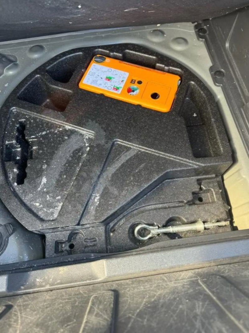 Peugeot 3008 usata a Latina (7)