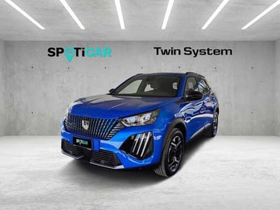 Peugeot 2008 1.2 puretech Active s&amp;s 100cv del 2024 usata a Palermo