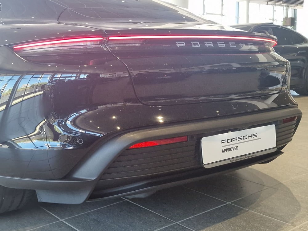 Porsche Taycan usata a Firenze (7)