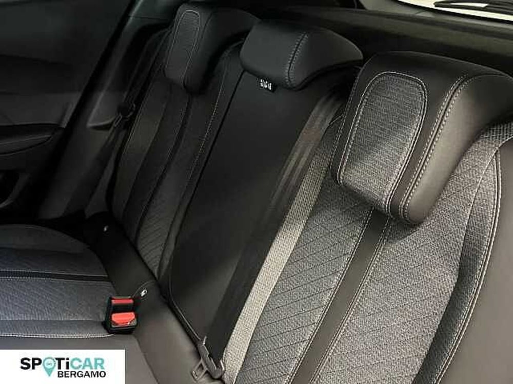 Peugeot 2008 nuova a Bergamo (8)