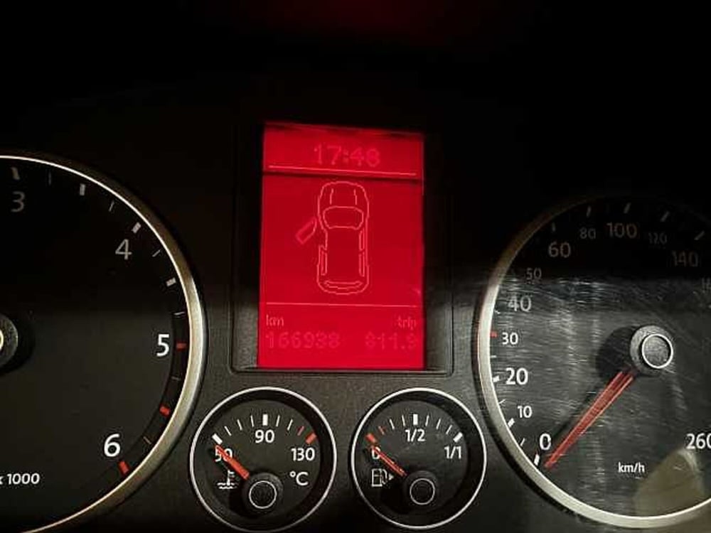 Volkswagen Tiguan usata a Genova (9)