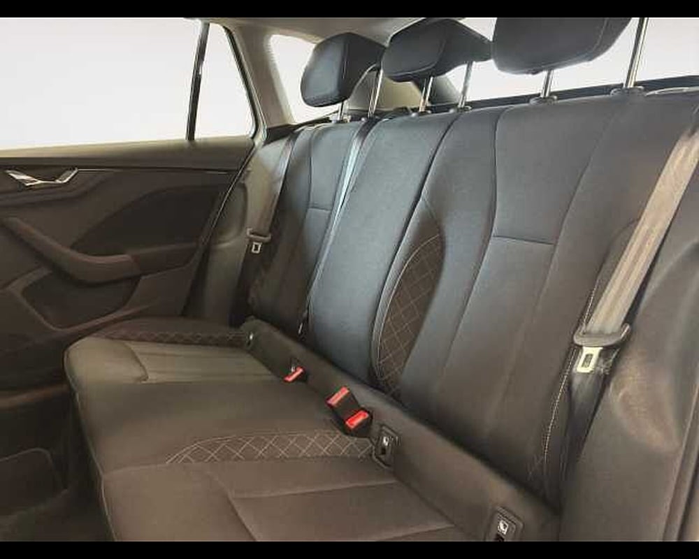 Skoda Kamiq usata a Ravenna (13)
