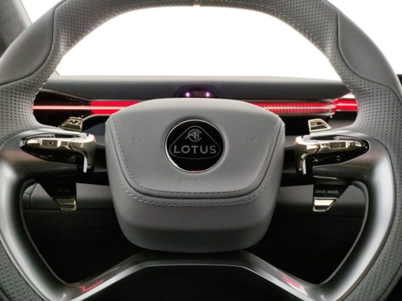 Lotus Eletre nuova a Modena (15)