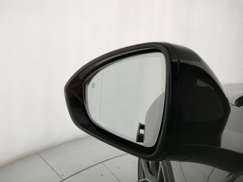 Lotus Eletre nuova a Modena (19)